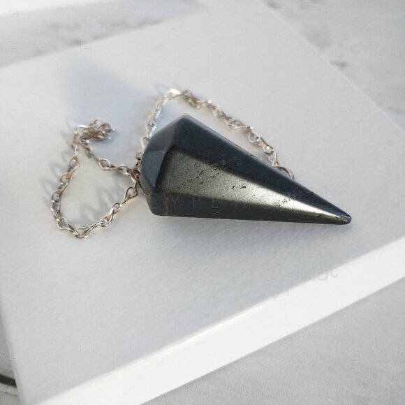 Black Tourmaline Crystal Pendulum Handmade Tumbled Hexagonal Cone Chakra Dowsing - Picture 1 of 11